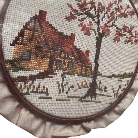 VTG 1984 Good Shepard Country Cottage Counted Cross Stitch Kit NIP Farmhouse - Picture 6 of 10